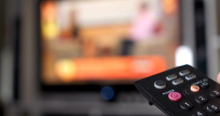 Televizor se sam gasi ili pali, šta može da bude uzrok